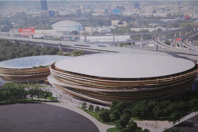 歷经8度流标的台中巨蛋去年11月决标，由兴建台中歌剧院的丽明营造得标，今天在市府举办签约记者会。(台中市府提供)