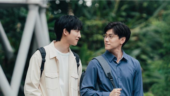《关于未知的我们》邱宇辰（右）、黄宏轩挑战兄弟禁忌恋。 （结果娱乐提供）