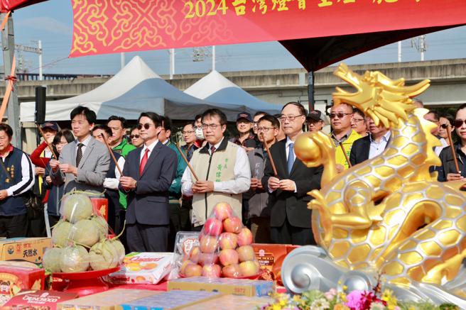 2024台湾灯会主灯安座！2/3台南安平灯区率先开展