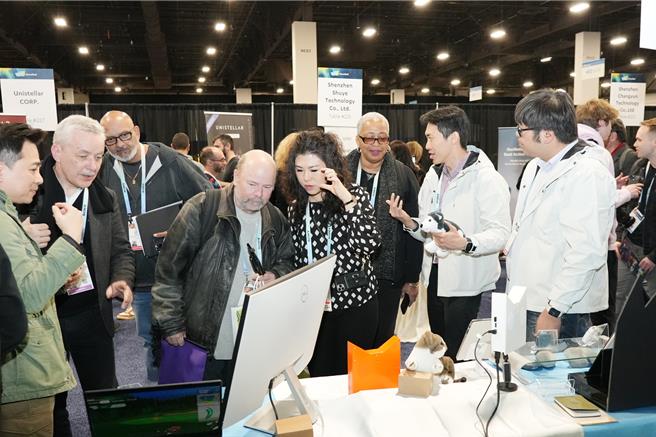 工研院在CES 2024展前记者会展吸引超过200家媒体关注，成为记者会上最受注目的展位之一。（工研院提供／罗浚滨新竹传真）