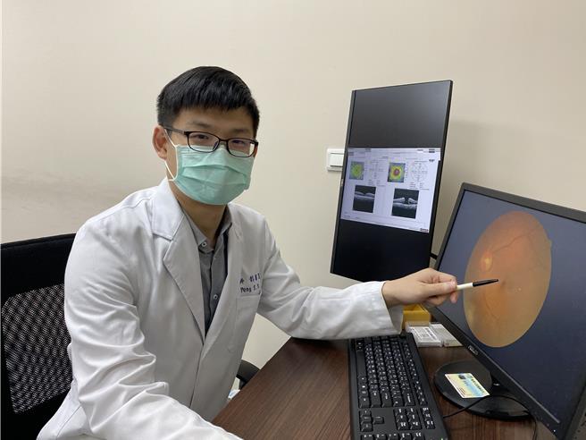 长安医院眼科医师黄书昱提醒，若眼睛出现任何状况，一定要及早就医，以免延误治疗造成视力损失甚至失明的风险。（长安医院提供／冯惠宜台中传真）