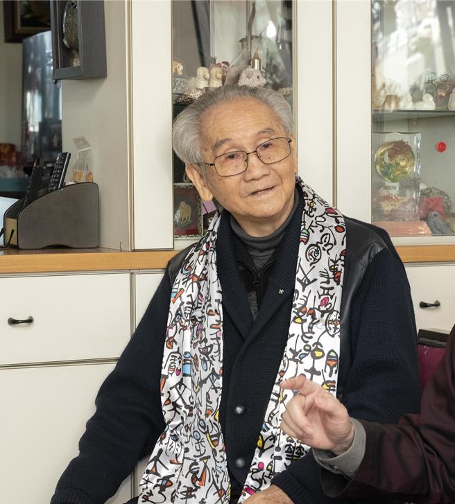 战后第一代抒情抽象画家陈银辉今（8）日辞世，享耆寿93岁。（国立台湾美术馆提供／李欣恬台北传真）