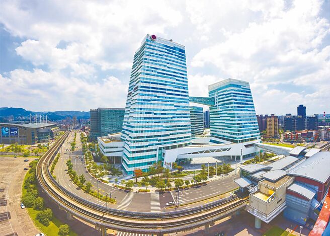 中信金控2023年刷新得奖的辉煌新纪录，勇夺海内外304项大奖，其中全球暨亚太级奖项共60项大奖。图／本报资料照片