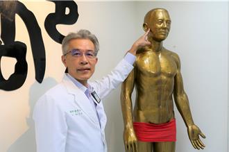 「下頦痛」不容輕忽！ 影響進食說話外還可能歪臉