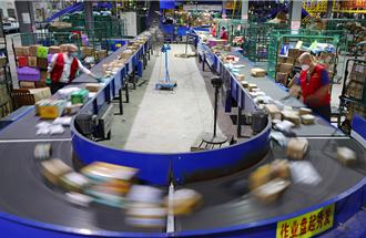 陆2023年邮政寄递业务 超过1600亿件