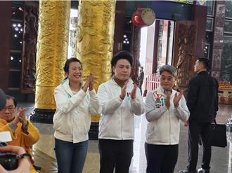 吳欣盈桃園掃街參香 讚身障法師好榜樣