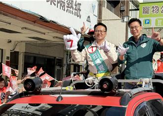 搶攻年輕選票 林飛帆南下台中車掃：不能重啟服貿