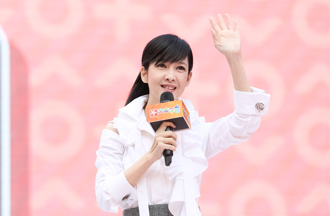 周慧敏「濾鏡開太強」容貌失真 對比56歲無P圖網看傻