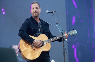 歌手妻陳屍家中享年45歲 昔租客變愛人譜出「姊弟戀」