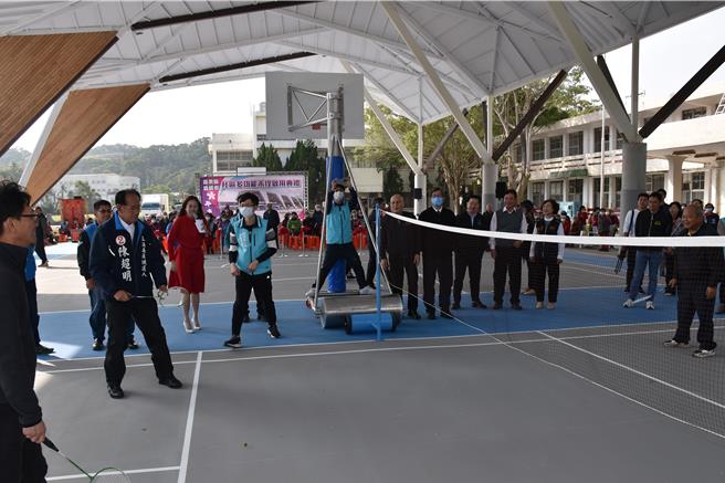 苗栗县造桥乡丰湖多功能禾埕9日启用。（谢明俊摄）