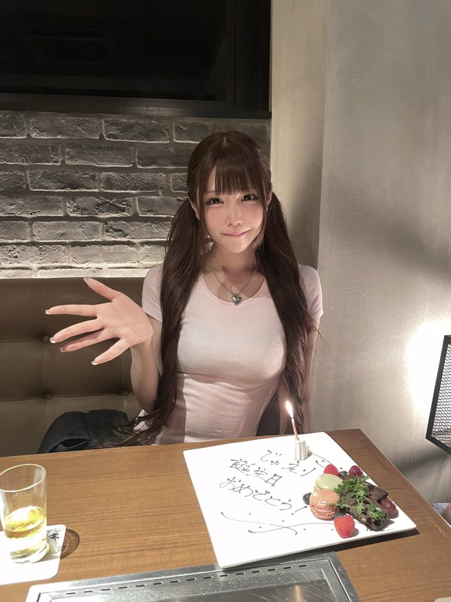 中村珠爱莉减肥成功后，在Ｘ平台PO出多张可爱的照片。 （图／翻摄自X平台帐号@9ninecat_ ）