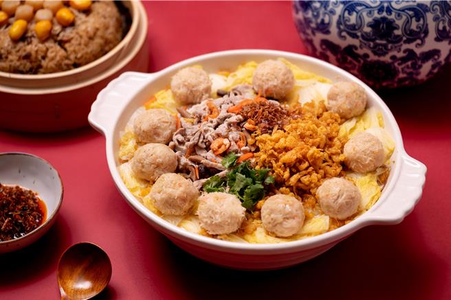 「干贝虾球西鲁肉」纯手工制作，料多味美，是宜兰在地风味的年菜，早鸟优惠价1388元。(老爷酒店集团提供)