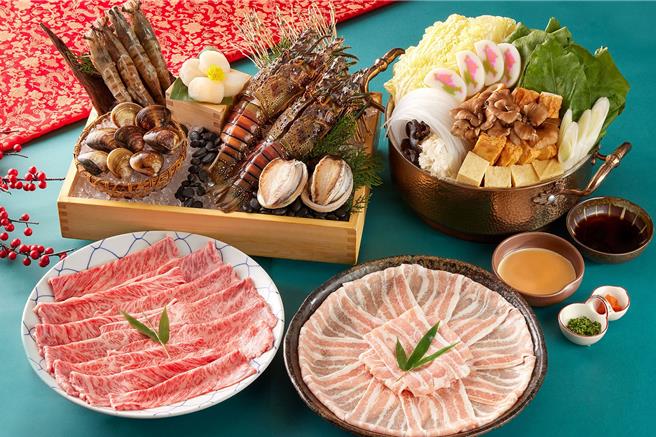 「桃山」严选顶级佐贺牛小排、台湾黑毛松阪豚呈现「豪华海陆涮涮锅」，1月12日前可享特惠价7999元。(台北喜来登大饭店提供)