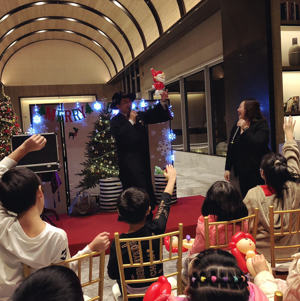 順天環匯酒店 慶耶誕獻愛心(圖/謝坤成)