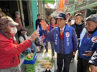金門立委選前衝刺 宋楚瑜跨海為她掃街拜票