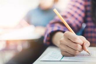 因應校園割頸案 北市教育局擬在中小學「班班設求救鈴」