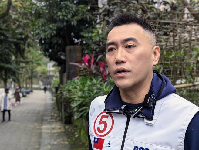 對於遭質疑名下土地非法設置停車場，還涉嫌侵占國有地，國民黨立委候選人林沛祥表示，他已請國產署鑑界，若有不法，將要求相關人士負起責任。（張志康攝）