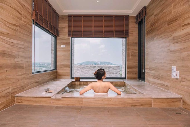 苗栗县泰安美人汤闻名遐迩，县内大湖、南庄及苑里等乡镇也有多处温泉宝藏。（图／苗栗县政府文化观光局）