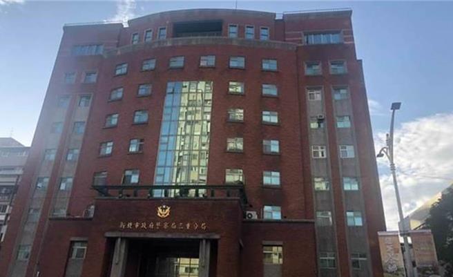 新北市三重警分局厚德派出所李姓警员10日巡逻时，突以回分局处理事情为由，却返回租屋处，开枪自戕。（本报资料照片）