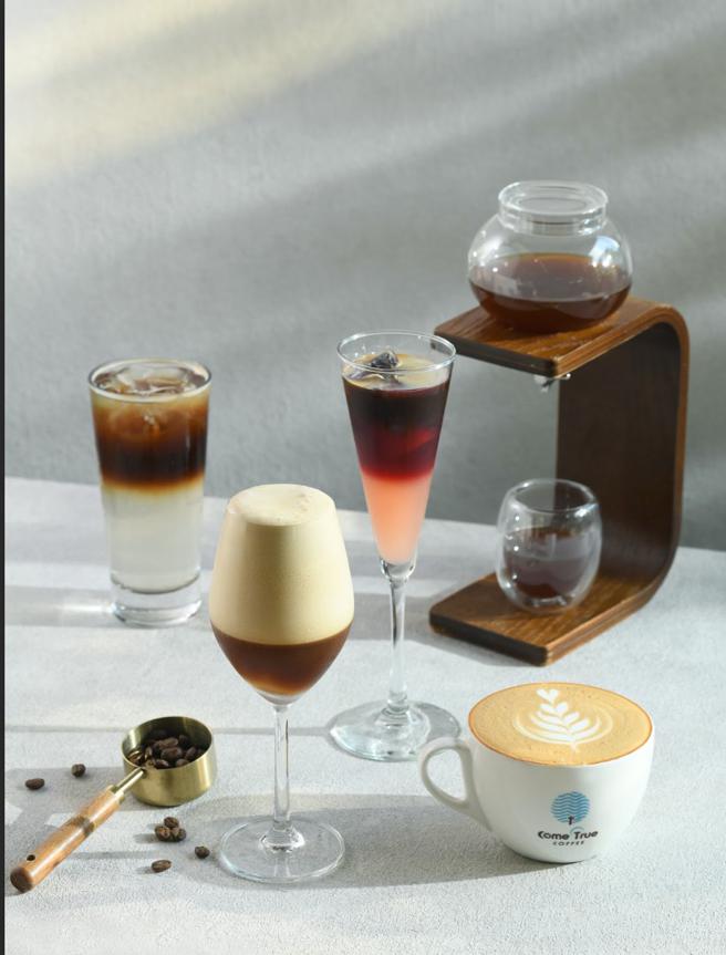 SOGO復興館成真咖啡，精品咖啡系列130元起。（SOGO提供）