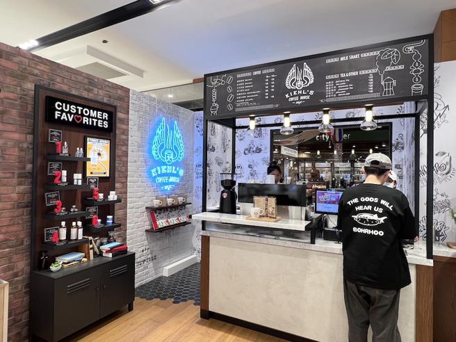KIEHL’S COFFEE HOUSE全台第2間分店，去年10月於板橋大遠百登場。（吳奕萱攝）