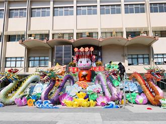 結合龍年與媽祖文化 北港公所燈區「四海龍王拜媽祖」登場