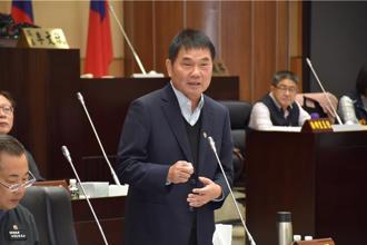 跟老縣長不同調！鍾東錦談徐耀昌驚吐「5字」：一起相忍為國