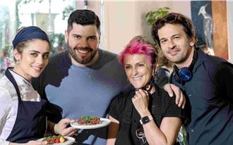 票房男星化身黑手党走入厨房《黑手党餐厅》找米其林主厨出手