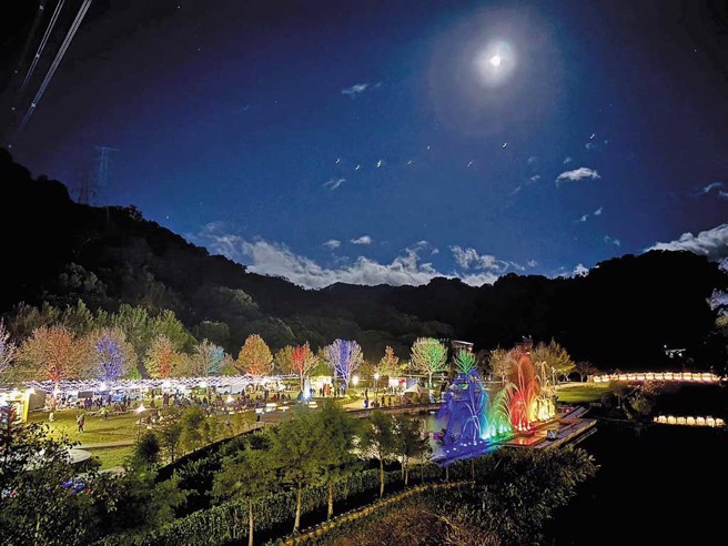 慈湖园区以崭新面貌重新开幕，成功吸引游客造访大溪。（桃园市政府提供）
