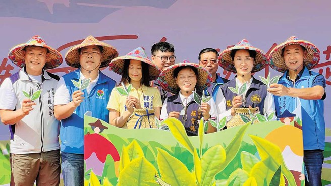 头份市公所菁採茶歌节，让大家同游头份市后花园，体验传统採茶生活。（图／头份市公所提供）