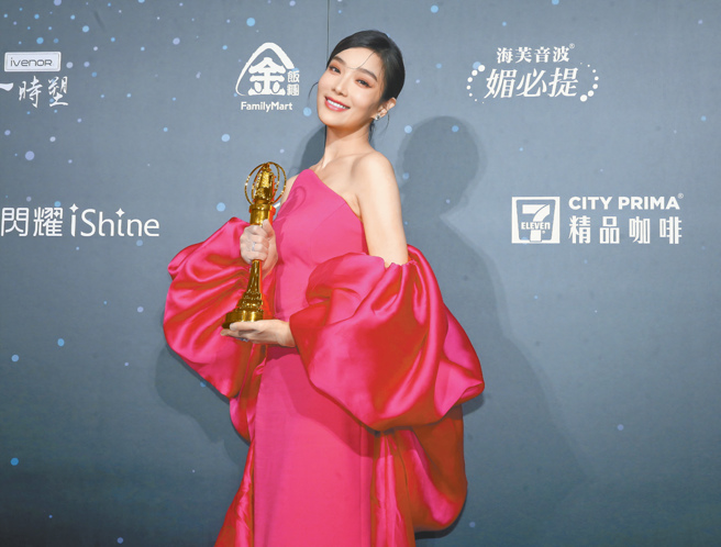 蔡淑臻去年夺了金钟视后后，迎来事业最高峰。（粘耿豪摄）
