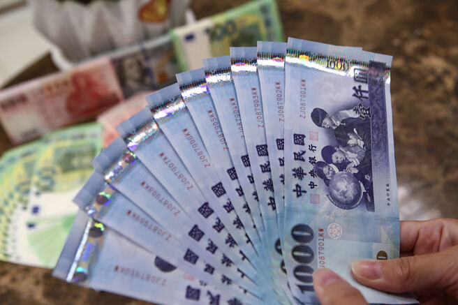 市场短钱满到不行，91天期国库券得标利率降为1.135％。图／本报资料照片