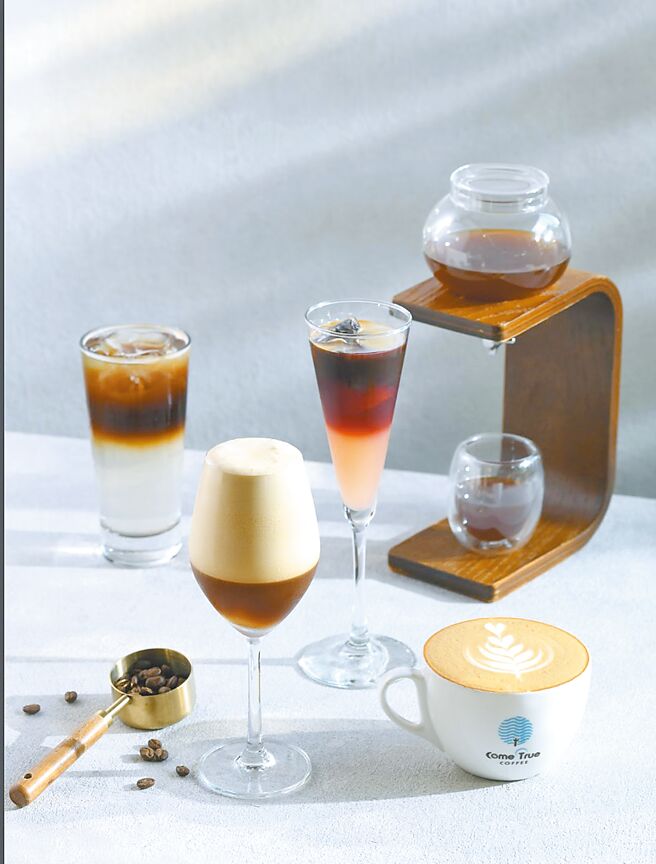 SOGO復兴馆成真咖啡，精品咖啡系列130元起。（SOGO提供）