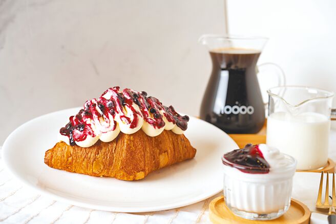 Ten Thousand Coffee微风南山一号店，客单价每人约400元。（微风提供）