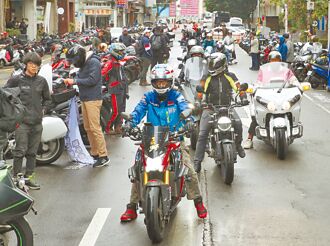 重机骑士提案遭拒 呛骑国道去投票
