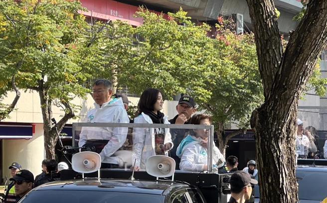 侯友宜质疑联合政府是绿白合作？柯文哲反呛，每天操作弃保没招了。（杨亚璇摄）