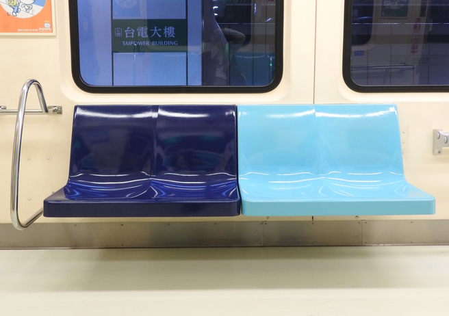 港男曝台湾捷运6点超神奇，引起讨论。（图／shutterstock）