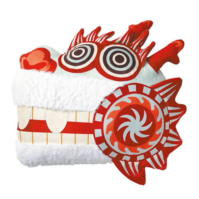 IKEA推出FOSSTA春节限定系列商品，以IKEA独有的北欧趣味设计融合生肖动物，设计出萌Q大眼龙，例如龙形靠枕（见图），50×46cm，799元。（IKEA提供）