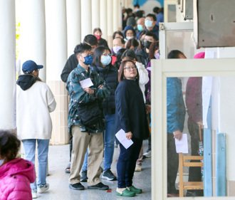 選舉太激情！阿嬤腦出血送ICU「臉歪嘴斜還喊凍蒜」