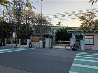 桃園女新住民沒蓋清楚「想換一張」 當場撕毀選票