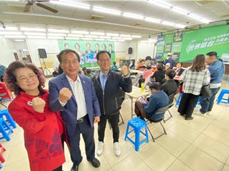 每過50萬票就歡呼 賴蕭彰化總部備燒酒雞暖支持者的胃