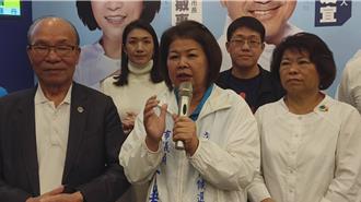 嘉义市蓝军黄敏惠、张秀华尊重人民选择 恭喜王美惠连任