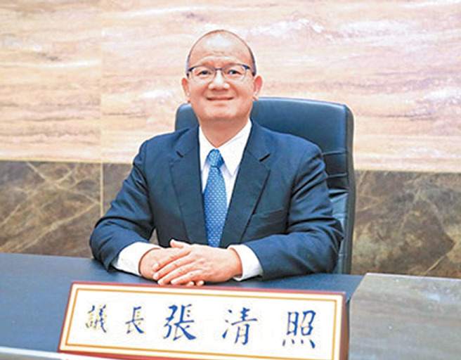 領航員：張清照（臺中市議會議長）臺中市清水區不僅有豐富的自然景觀，也是人文薈萃的人文聚落，近幾年來經過不斷建設，也增添許多值得打卡、觀賞的裝置藝術，適合全家前來踏青。（圖．臺中市政府）


