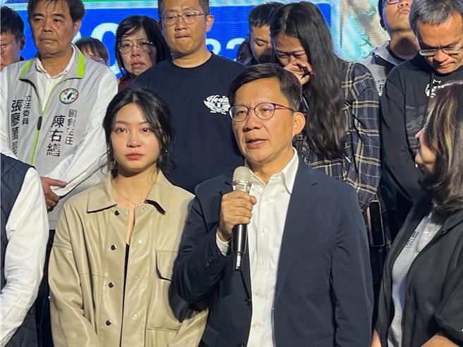 民进党立委张廖万坚竞选连任失利，率先出面宣布败选，并表示自己坦然接受结果。（张亦惠摄）