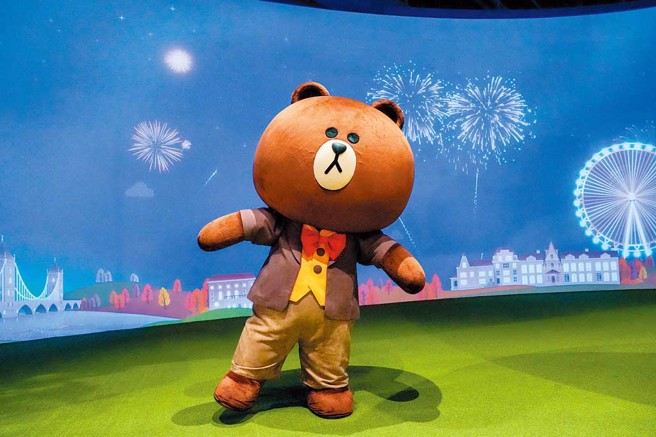 领航员：熊大（熊大的丽宝小镇镇长）丽宝乐园渡假区内「熊大的丽宝小镇」主题互动乐园、主题房、摩天轮主题车厢，邀请您来趟欢乐旅行。
（图／丽宝乐园渡假区提供）

