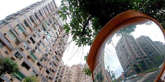 伴隨建案及資產處分陸續交屋、執行，帶動炎洲、國化、上曜、永捷收益。圖／本報資料照片