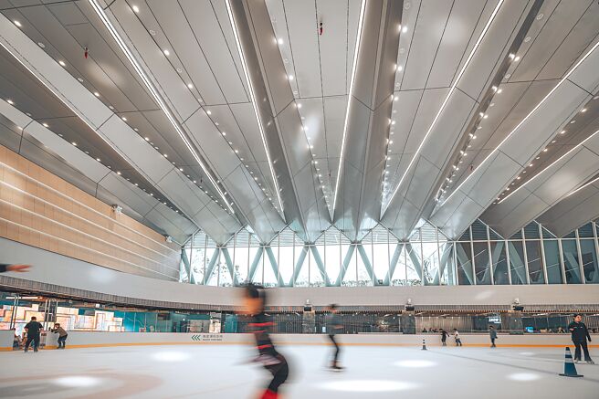 春节至NOKE忠泰乐生活享受「冰上走春」，有机会获得头香红包。（NOKE忠泰乐生活提供）