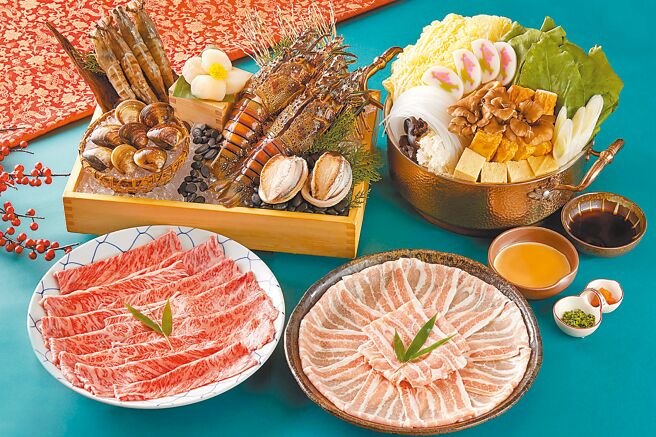 「桃山」嚴選頂級佐賀牛小排、台灣黑毛松阪豚呈現豪華海陸涮涮鍋。（台北喜來登大飯店提供）
