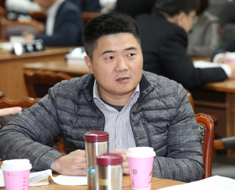 復兴蓝军推「燕子」选总统、党主席？ 顏寛恒表态了