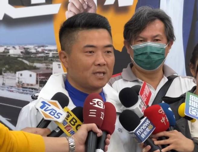 前立委顏宽恒復仇成功，今天展开谢票行程，强调进入立法院后会积极替地方谋福祉。（陈淑娥翻摄）